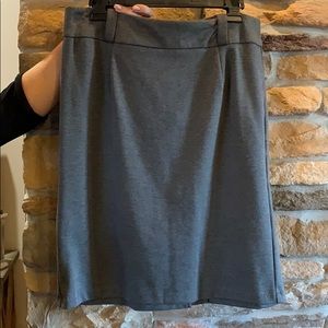 Gray pencil skirt